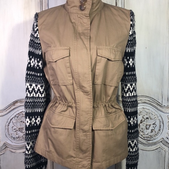 Love Tree Kaki and Sweater LongSleeve Safari Like Jacket Size Medium - Picture 6 of 12